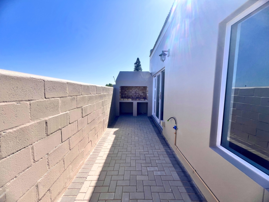 2 Bedroom Property for Sale in Villa Diamante Western Cape